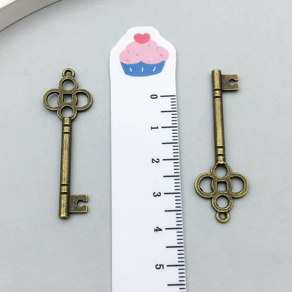 Alloy Key Jewelry Accessories Pendant For Diy Bracelet Necklace Keychain Earrings Electroplated