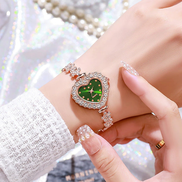 Alloy Ladies Heart Shaped Fashion Quartz Watch