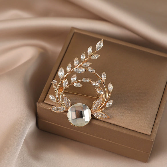Alloy Leaf And Flower Design Electroplated Women's Brooch
