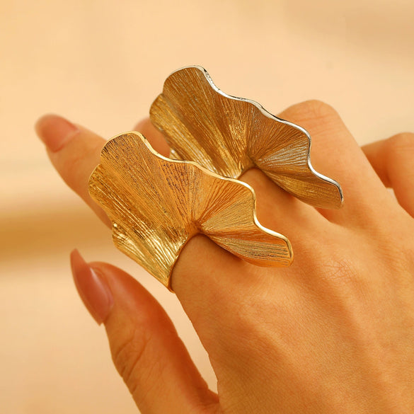 Alloy Leaf Design Irregular Pleated Joint Ring Electroplated