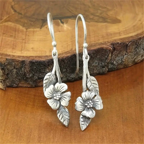 Alloy Leaf Flower Earrings Retro Simple Jewelry