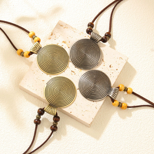 Alloy Leather Cowhide Rope Jewelry Retro Round Pendant Necklace With Geometric Pattern And Electroplating Treatment