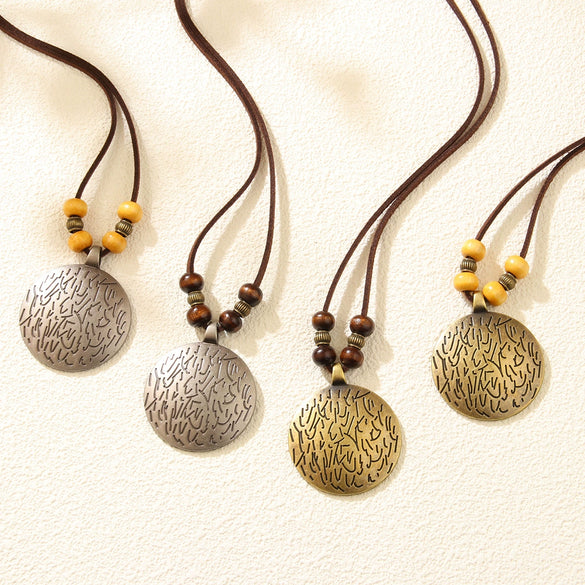 Alloy Leather Jewelry Retro Geometric Round Pendant Necklace With Cowhide Rope And Electroplating Design