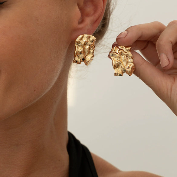Alloy Liquid Metal Pleated Geometric Electroplating Animal Zodiac Women's Earrings