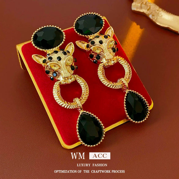 Alloy Medieval Vintage Needle Earrings With Diamond Animal Tiger Head And Water Drop Shape Design