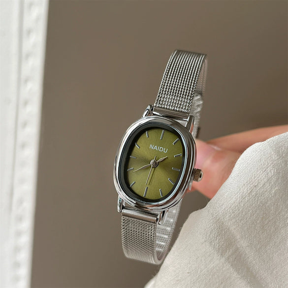 Alloy Mesh Strap Oval Dial Female Student Fashion Light Luxury Watch With Spiral Crown And Single Folding Buckle