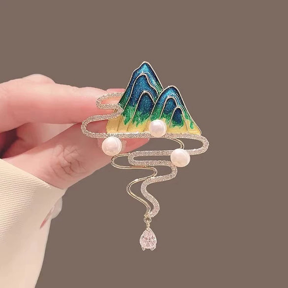 Alloy Natural Flower Style Electroplated Women's Brooch