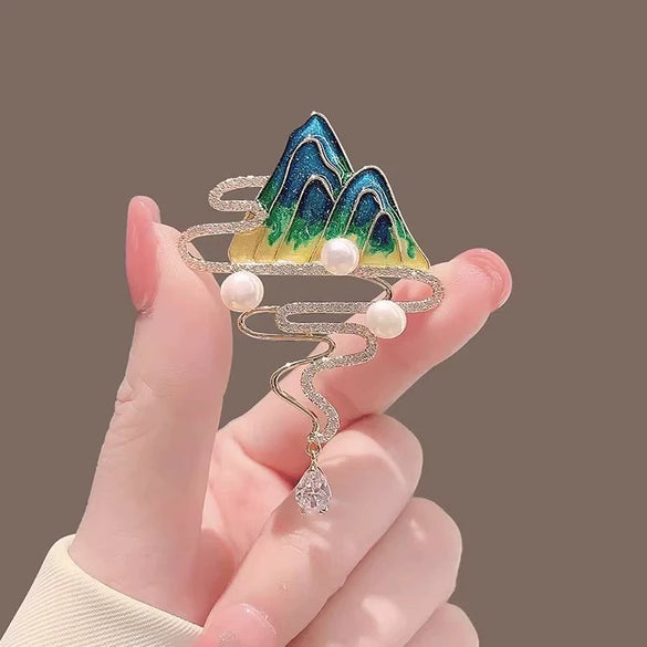 Alloy Natural Flower Style Electroplated Women's Brooch