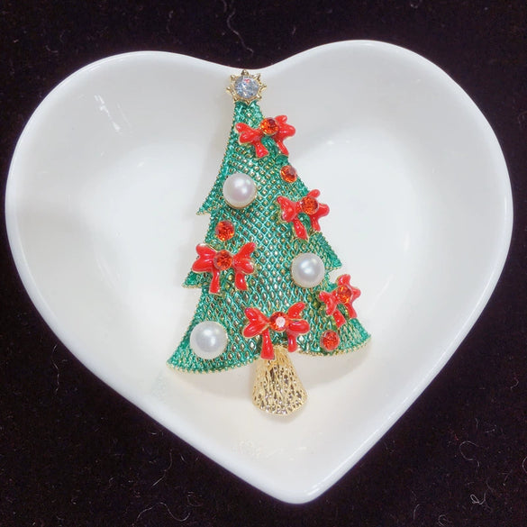 Alloy Natural Freshwater Pearl Brooch Fashion Christmas Tree Style Electroplated Women's Coat Accessory