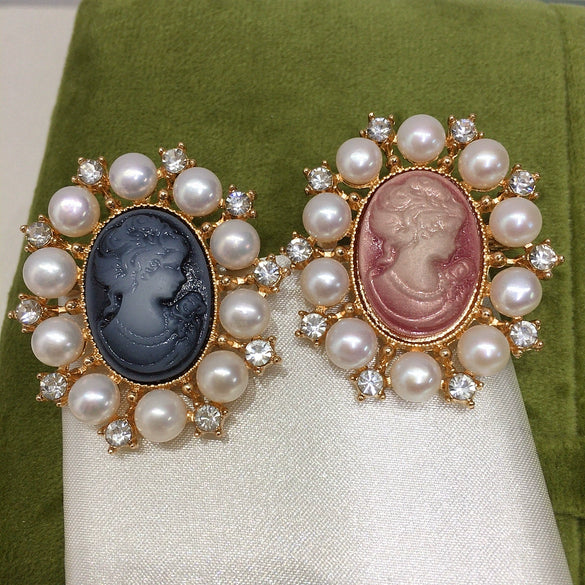 Alloy Natural Freshwater Pearl Geometric Retro Electroplated Dualpurpose Brooch Pendant For Women