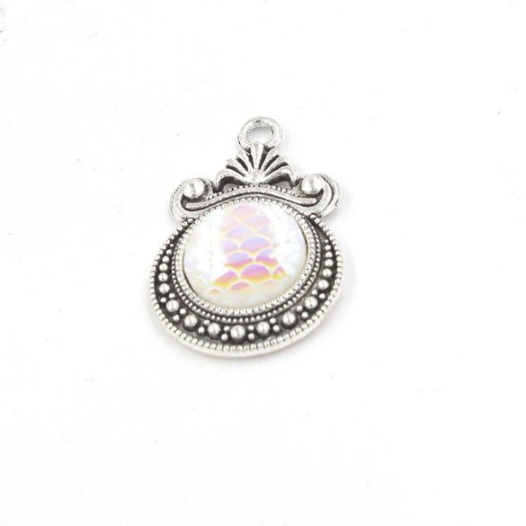 Alloy Ocean Moon Fish Scale Pendant Jewelry Accessories Electroplated With Round Pattern