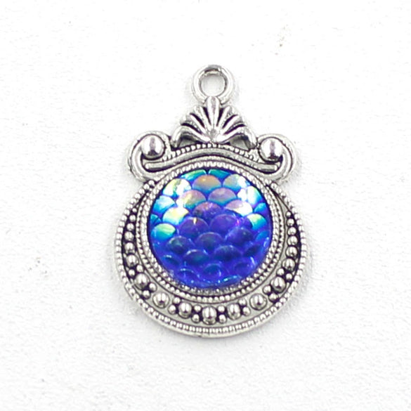 Alloy Ocean Moon Fish Scale Pendant Jewelry Accessories Electroplated With Round Pattern