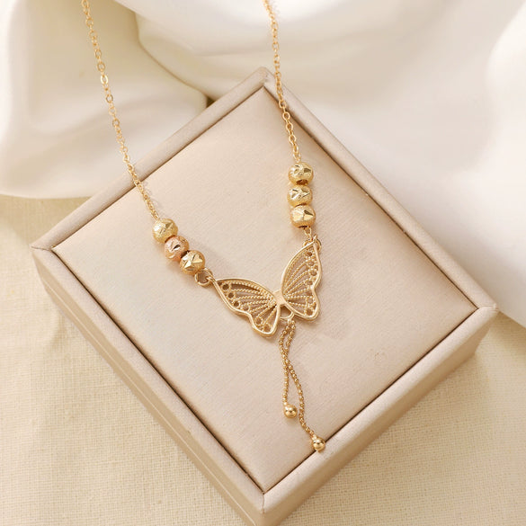 Alloy Pearl Butterfly Irregular Shaped Women's Necklace With Animal Zodiac Pattern And Electroplating Retro Baroque Style
