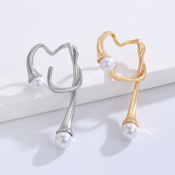 Alloy Pearl Electroplated Irregular Cold Style Female Ear Clips