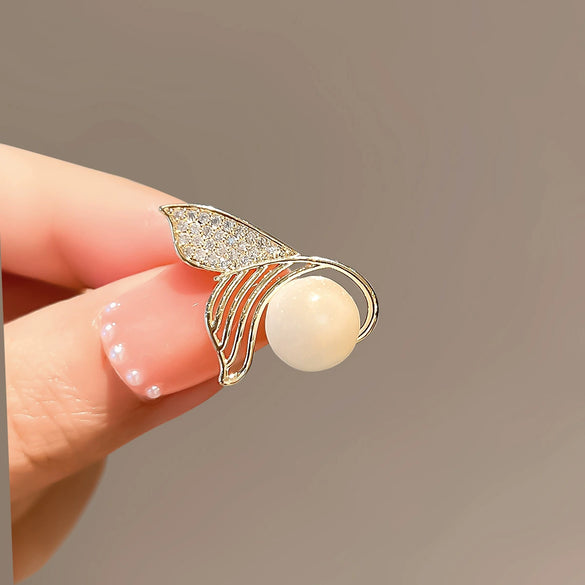 Alloy Pearl Fishtail Women's Antiexposure Brooch With Electroplating