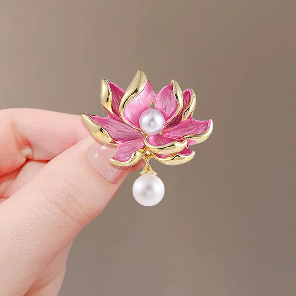 Alloy Pearl Flower Brooch Electroplated Women's Retro Natural Style Coat Accessory