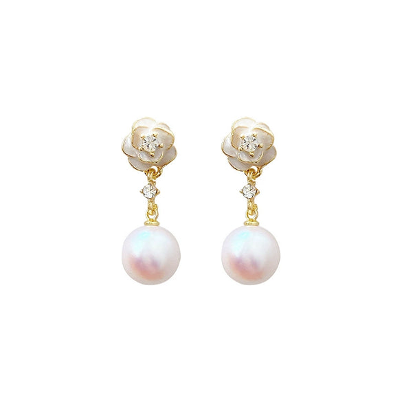 Alloy Pearl Flower Electroplated Women's Retro Earrings