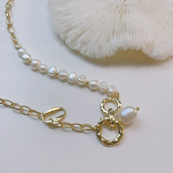 Alloy Pearl Flower Pendant Necklace For Women With Micro Inlay And Ball Chain Young Fashionable And Temperamental Geometric Styling For Autumn And Winter