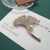 Alloy Pearl Ginkgo Leaf Rhinestone Brooch With Electroplating Treatment And Flower Pattern For Unisex