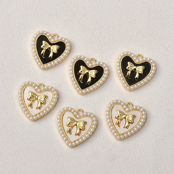 Alloy Pearl Heart Bow Pendant Jewelry Accessories With Electroplating