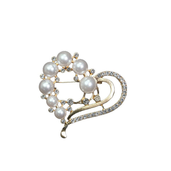 Alloy Pearl Heartshaped Brooch Clothing Accessories With Electroplating