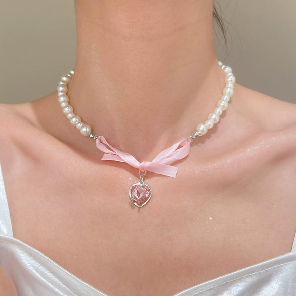 Alloy Pearl Necklace With Heart Shape Bow Tie Geometric Pendant For Women Electroplating Design