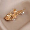 Alloy Pearl Women's Minimalist Flower Shaped Electroplated Ginkgo Leaf Antiexposure Coat Brooch