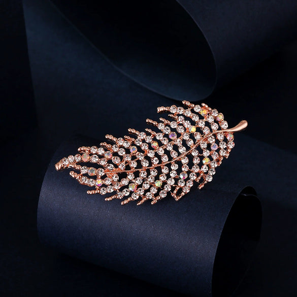 Alloy Pearl Women's Natural Style Flower Pattern Electroplated Brooch Wholesale Accessories