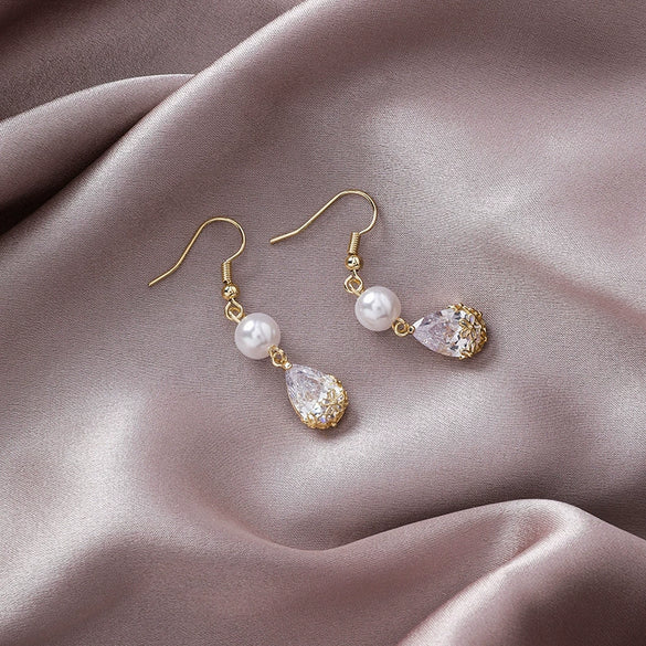 Alloy Pearl Zircon Water Drop Earrings With Electroplating Process
