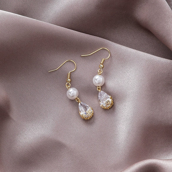 Alloy Pearl Zircon Water Drop Earrings With Electroplating Process
