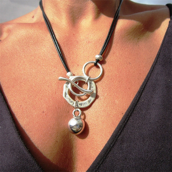 Alloy Pendant Leather Wax Thread Chain Geometric Minimalist Design Electroplating Fashion Necklace
