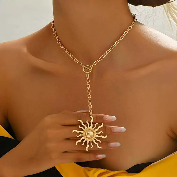 Alloy Pendant Necklace Electroplating Minimalist Style Sunflower Flame Design Unisex
