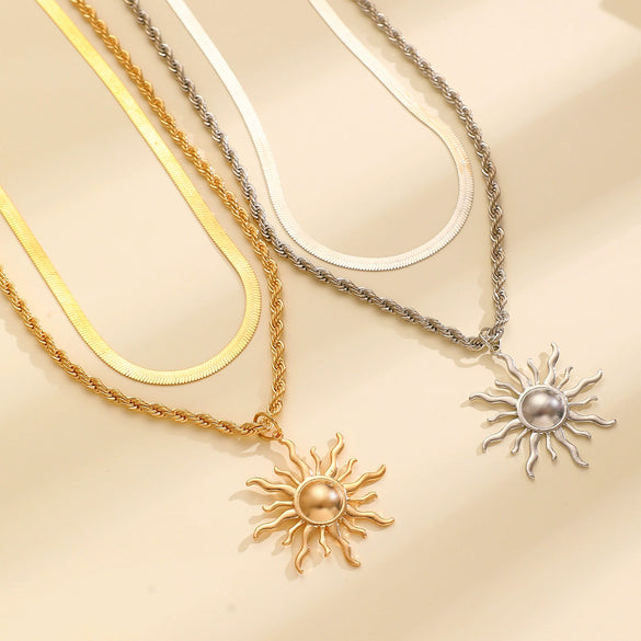 Alloy Pendant Necklace Electroplating Minimalist Style Sunflower Flame Design Unisex