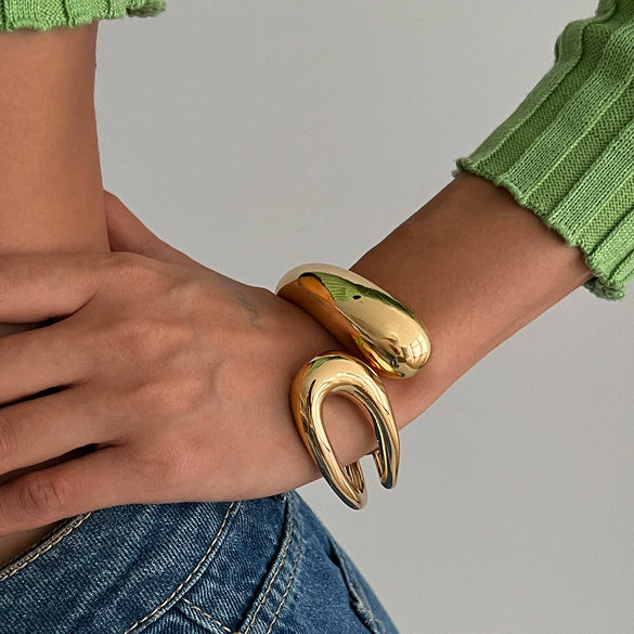 Alloy Personality Simple Irregular Bracelet With Electroplating Treatment