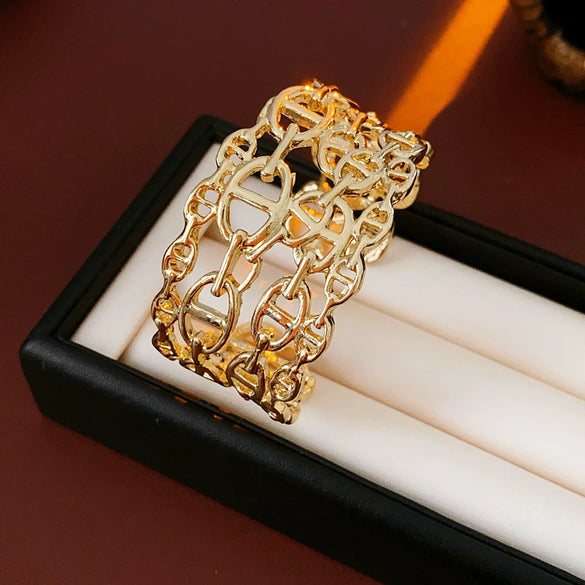 Alloy Pig Nose Cut Out Open Bracelet Cold Style Electroplating Hand Jewelry For Women