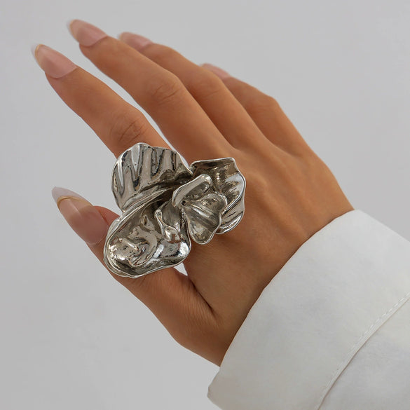 Alloy Pleated Flower Asymmetrical Stereo Ring With Electroplating
