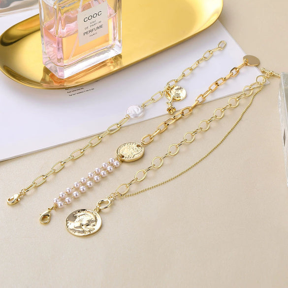 Alloy Retro Baroque Pearl Embossed Coin Like Geometric Bracelet