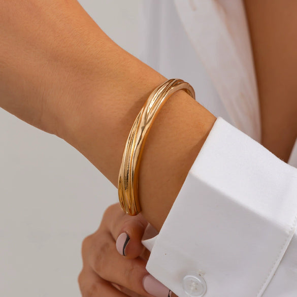 Alloy Retro Irregular Doublering Hollow Spring Opening Punk Style Round Bead Pendant Stacked Electroplating Bracelet