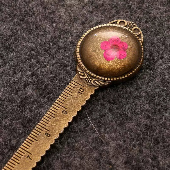 Alloy Retro Pastoral Style Dried Flower Metal Multifunctional Bookmark