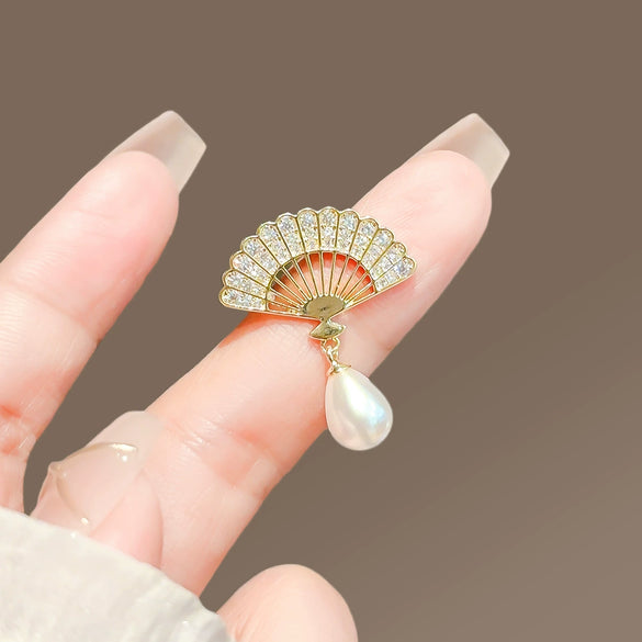 Alloy Rhinestone Fan Pearl Brooch Electroplating Women's Accessories