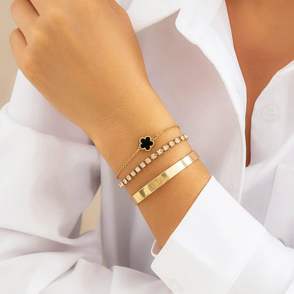 Alloy Rhinestone Five Leaf Clover Geometric Retro Electroplated Bracelet