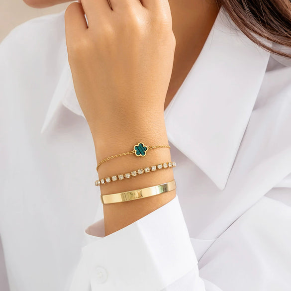 Alloy Rhinestone Five Leaf Clover Geometric Retro Electroplated Bracelet
