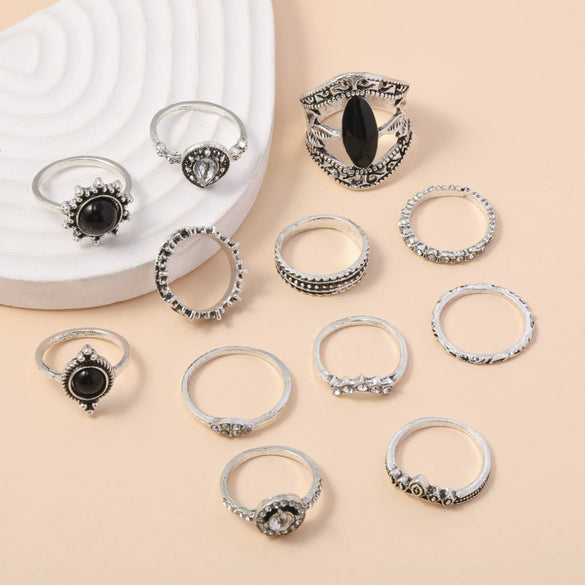Alloy Ring Retro Style With Geometric Pattern Electroplated And Black Gem