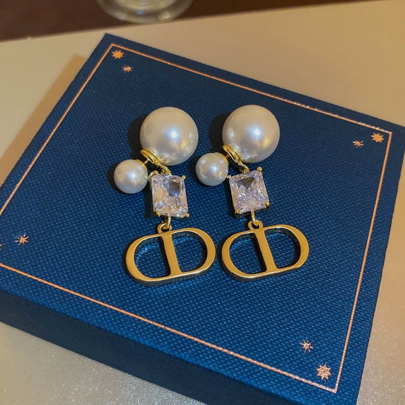 Alloy Silver Zircon Letter Earrings Electroplating High Sense Fashion Niche Simple Allmatch Women's Earrings