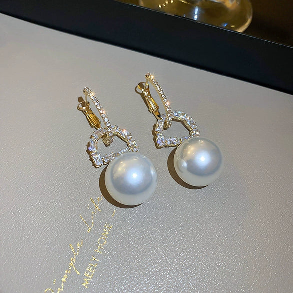Alloy Silver Zircon Letter Earrings Electroplating High Sense Fashion Niche Simple Allmatch Women's Earrings