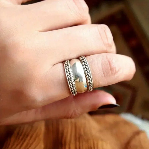 Alloy Simple Retro Ring Electroplating Smooth Twist Design
