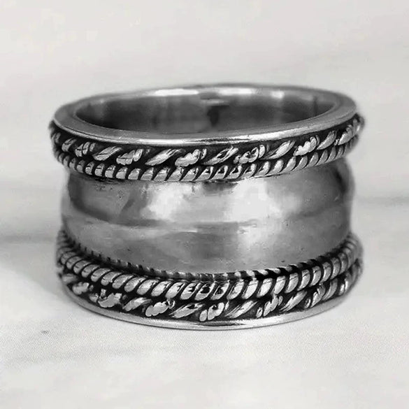Alloy Simple Retro Ring Electroplating Smooth Twist Design