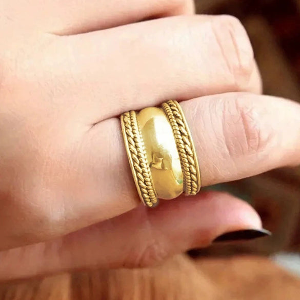 Alloy Simple Retro Ring Electroplating Smooth Twist Design