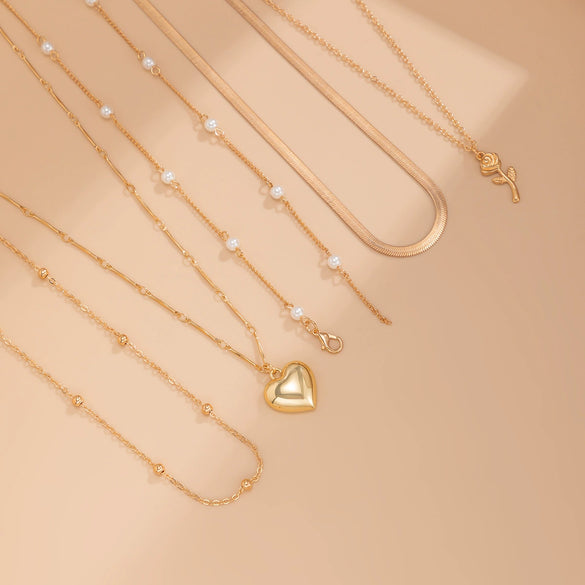 Alloy Snake Bone Chain Clavicle Necklace With Heart Shape And Flower Pattern Electroplating Processing