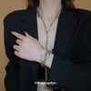 Alloy Snakeshaped Diamondencrusted Clavicle Chain Necklace For Women With Highend And Geometric Animal Style